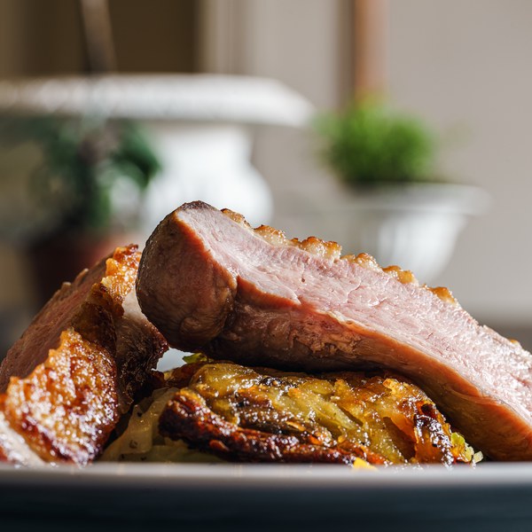Magret de canard au vin de pêche