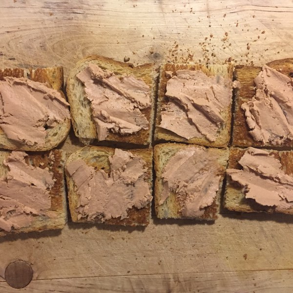 Tartines de mousse de canard